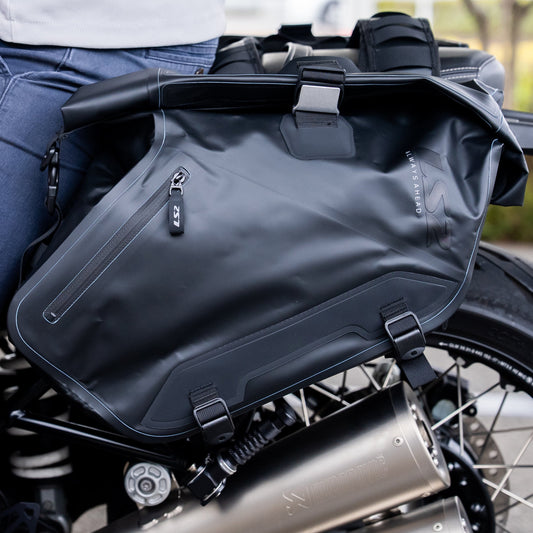MOVE AHEAD パニアバッグ（20L＋20L 左右セット）
