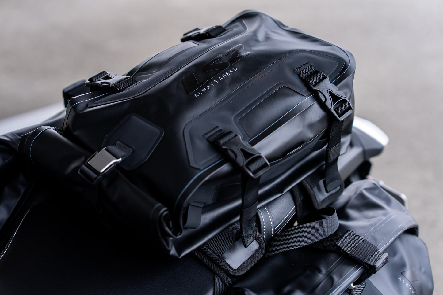 テールバッグ 10L(TAIL BAG)
