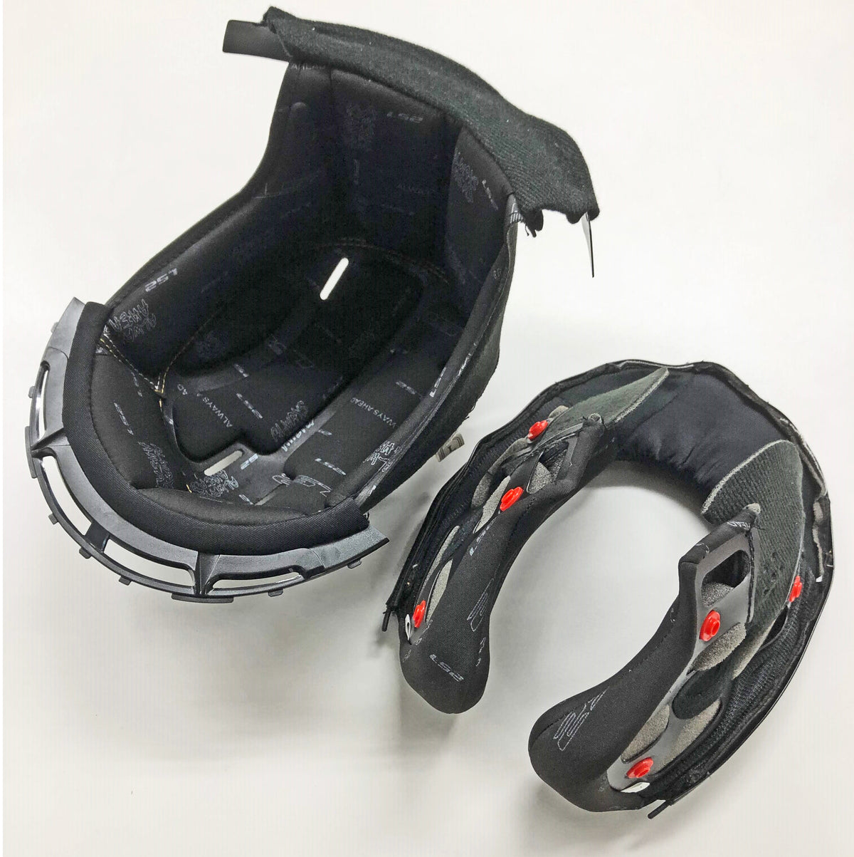 【数量限定アウトレット】VALIANT用のインナーセット（IS-3 頭部パッド・ネック一体頬パッド）
