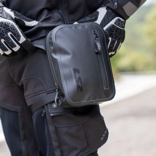 レッグバッグ  1.7L(LEG BAG)