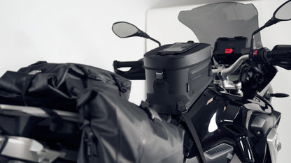 タンクバッグ (TANK BAG)